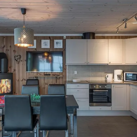 아파트 Mountain Lodge, Topptrysil 6+1 Guest -skihytta 트리실